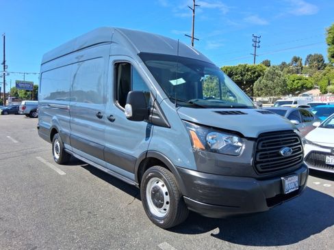 Used 2019 Ford Transit 250 148 High Roof Extended RWD image 1