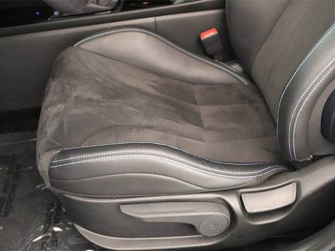 Used 2025 Hyundai Elantra N image 25