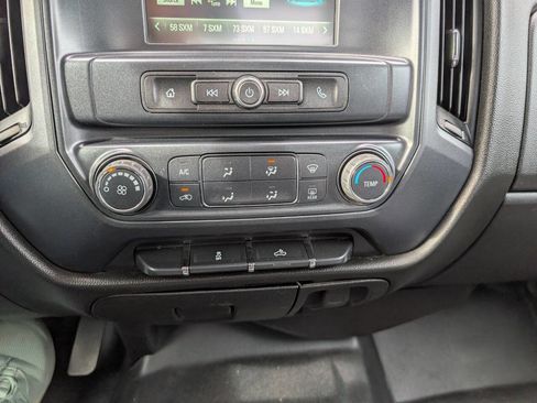 Used 2018 Chevrolet Silverado 2500 W/T w/ WT Fleet Convenience Package AWD/4WD image 21