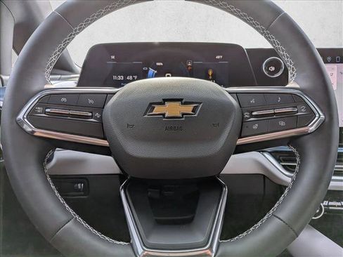 New 2026 Chevrolet Equinox EV LT image 14