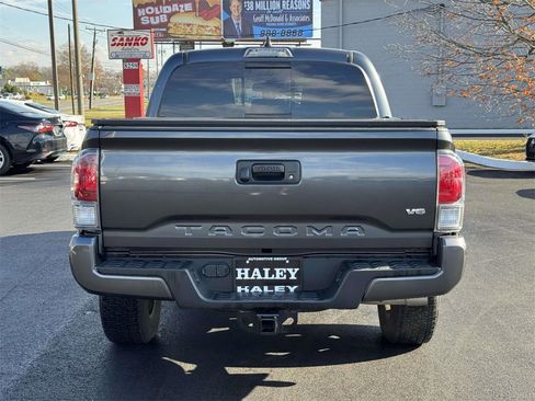 Used 2023 Toyota Tacoma TRD Sport image 22