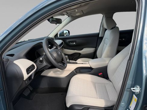 New 2026 Honda HR-V LX image 9