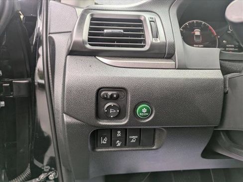 Used 2025 Honda Ridgeline RTL image 10