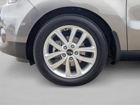 Used 2018 Kia Soul + w/ Audio Package image 23