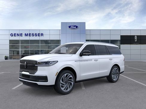 New 2026 Lincoln Navigator Reserve image 23