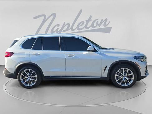 Used 2023 BMW X5 sDrive40i w/ Premium Package RWD image 9