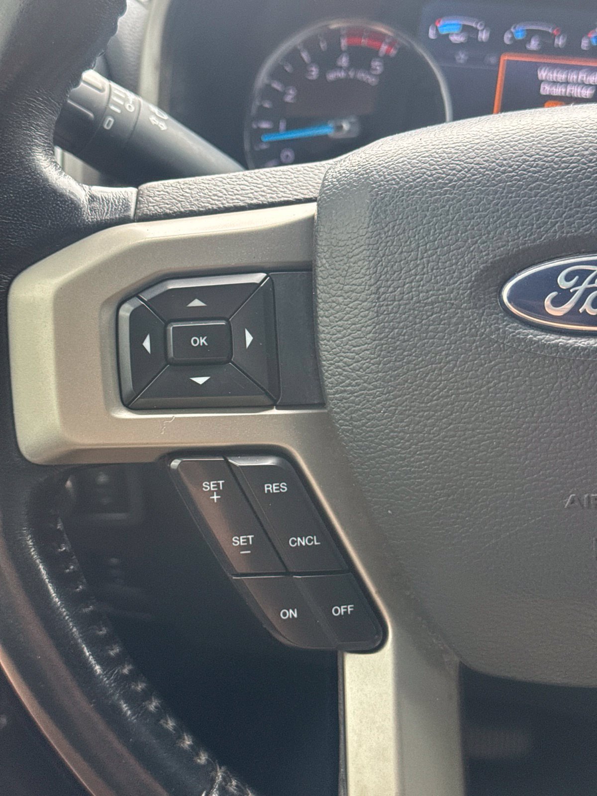 Used 2022 Ford F350 Lariat w/ Lariat Ultimate Package AWD/4WD image 25