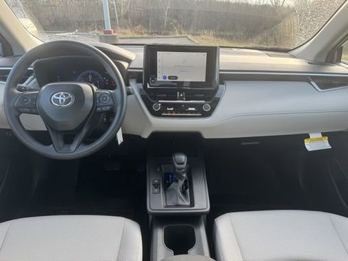 New 2026 Toyota Corolla Cross L image 14