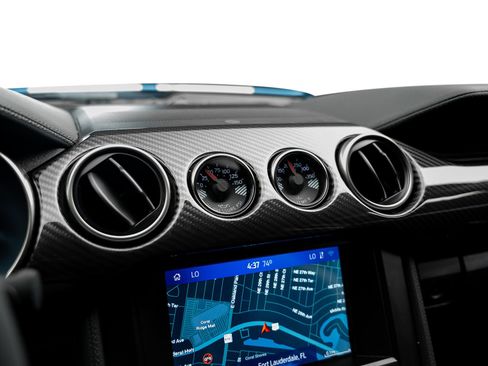 Used 2020 Ford Mustang Shelby GT500 w/ Carbon Fiber Track Pack RWD image 45