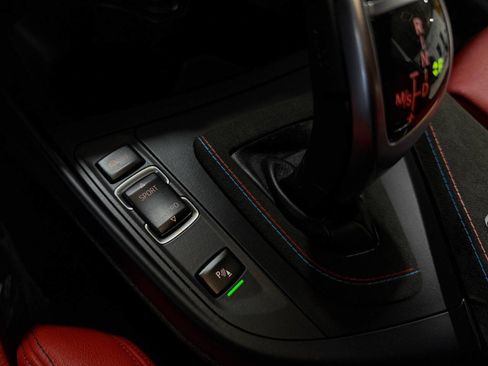 Used 2015 BMW M235i xDrive Coupe image 28