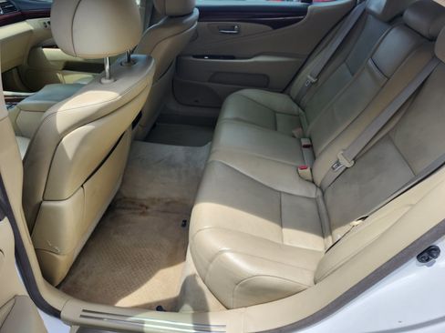 Used 2007 Lexus LS 460 L RWD image 5