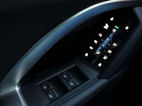 New 2025 Audi Q5 Premium Plus image 10