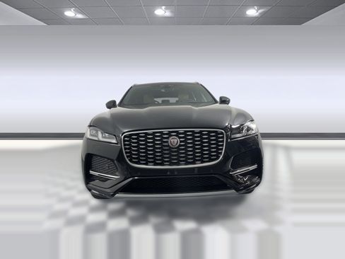 New 2023 Jaguar F-PACE S image 4