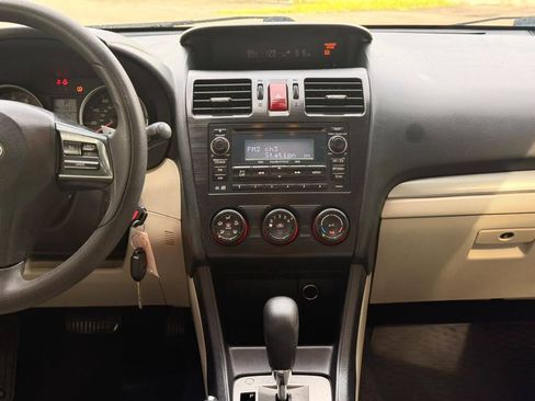 Used 2013 Subaru Crosstrek 2.0i Premium AWD/4WD image 16