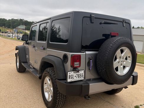Used 2016 Jeep Wrangler Unlimited Sport w/ Quick Order Package 24S AWD/4WD image 7