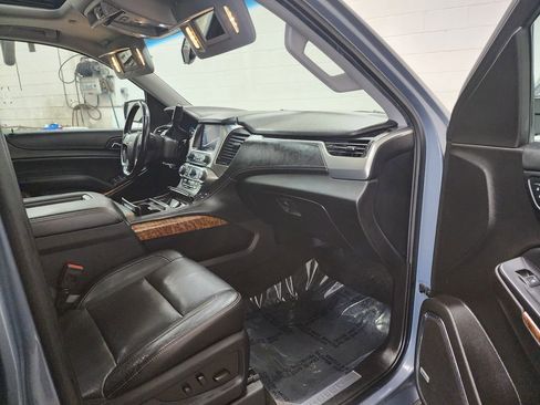 Used 2016 Chevrolet Suburban LTZ image 38