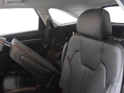 Used 2023 Kia Sorento X-Line EX image 17