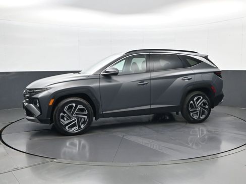 Certified 2025 Hyundai Tucson Limited image 8