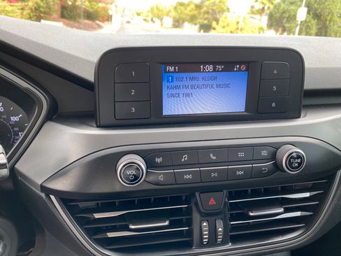 Used 2020 Ford Escape S image 68