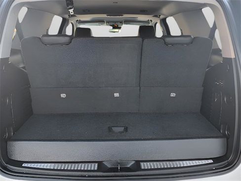 Used 2020 Cadillac Escalade Luxury image 10