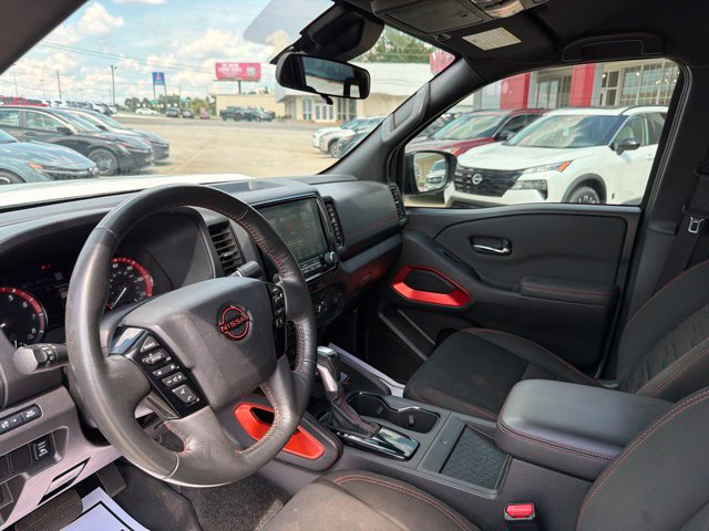 Used 2024 Nissan Frontier Pro-X w/ Pro Convenience Package RWD image 11