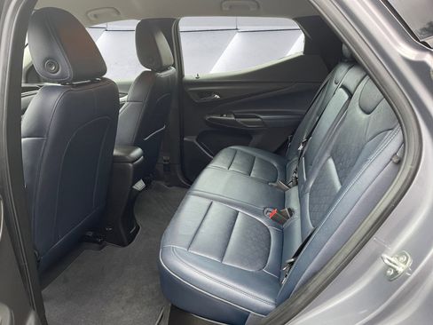 Used 2023 Chevrolet Bolt EUV LT w/ Convenience Package image 14