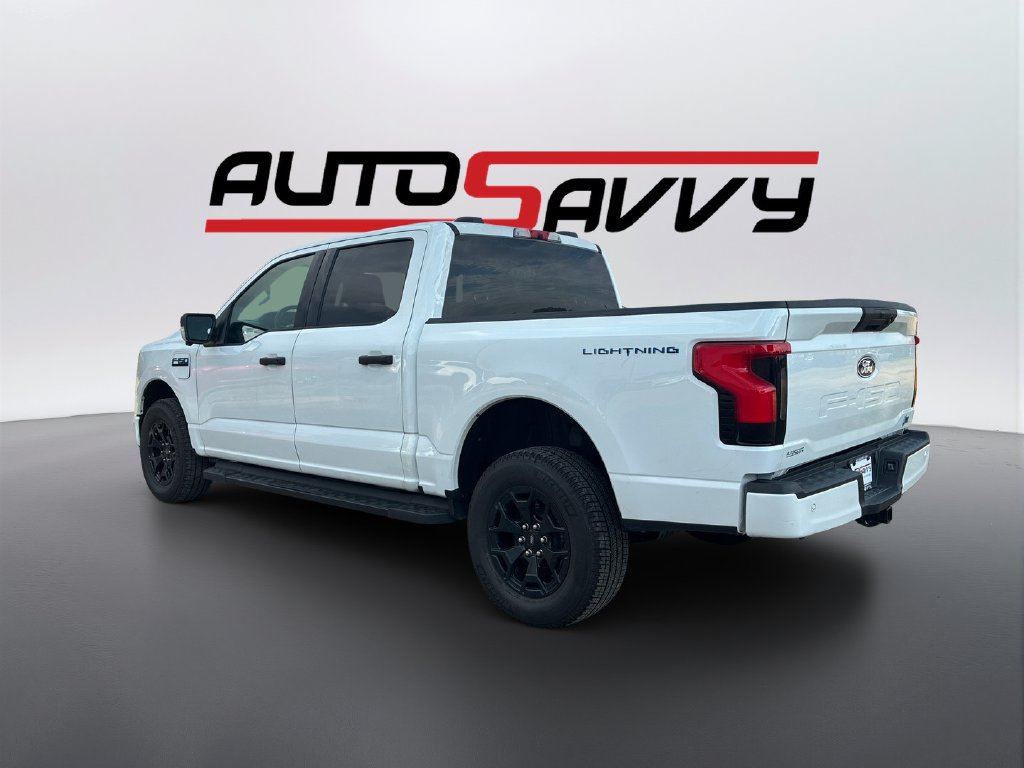 Used 2025 Ford F150 Lightning XLT AWD/4WD image 7