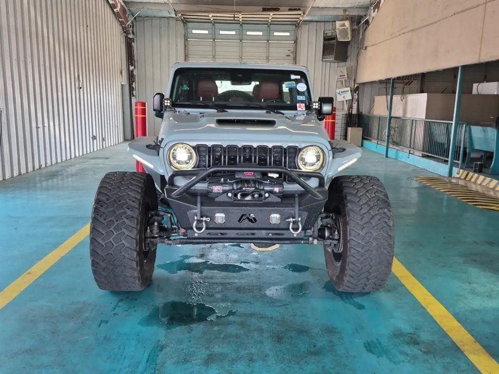 Used 2024 Jeep Wrangler Unlimited Rubicon 392 AWD/4WD image 3