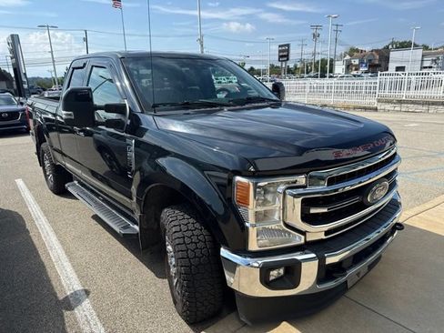 Used 2021 Ford F250 Lariat w/ Lariat Value Package AWD/4WD image 2