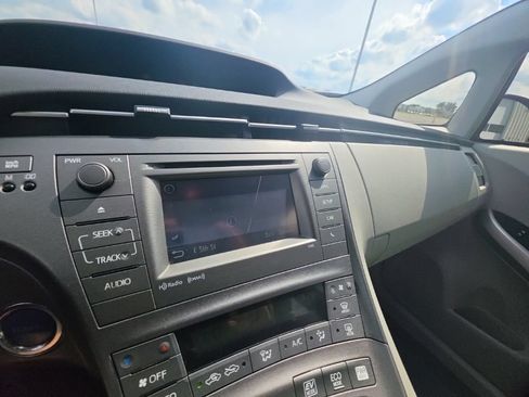 Used 2015 Toyota Prius Three FWD image 20