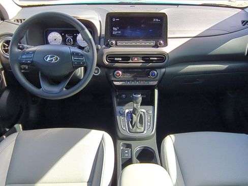 Certified 2022 Hyundai Kona Limited w/ Cargo Package image 13