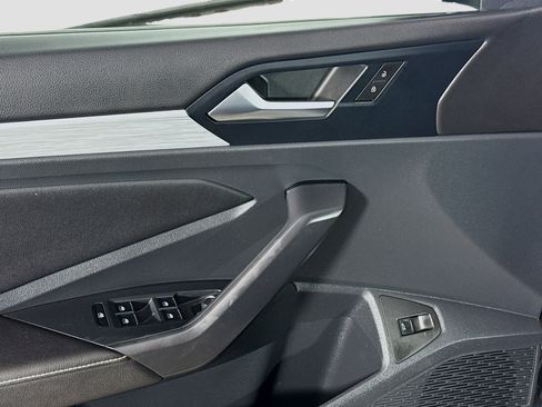 Used 2025 Volkswagen Jetta Sport image 23