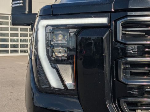 Certified 2024 GMC Sierra 2500 AT4 w/ Snow Plow Prep/Camper Package image 9