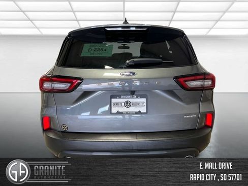Used 2025 Ford Escape ST-Line Select AWD/4WD image 4