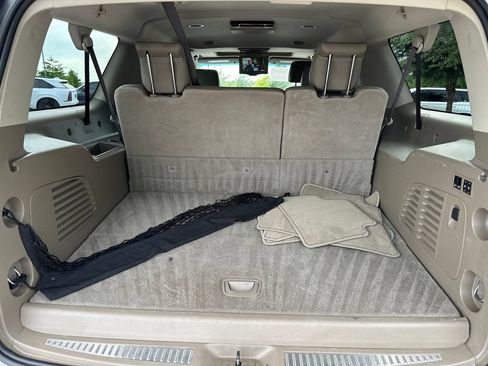 Used 2020 GMC Yukon XL SLT w/ Premium Edition RWD image 41