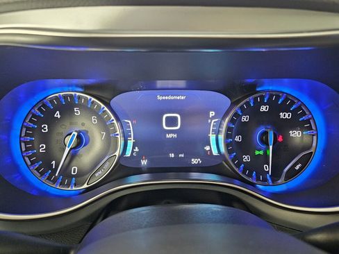 New 2026 Chrysler Pacifica Limited w/ S Appearance Package FWD image 25