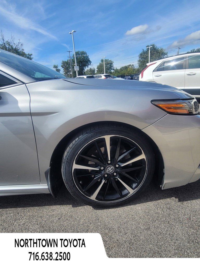 Used 2018 Toyota Camry XSE FWD image 21