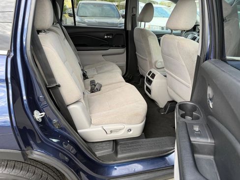 Used 2020 Honda Pilot EX image 13