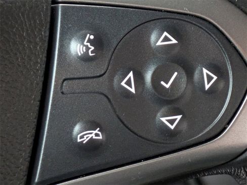 Used 2018 Chevrolet Silverado 1500 LT w/ All Star Edition image 26