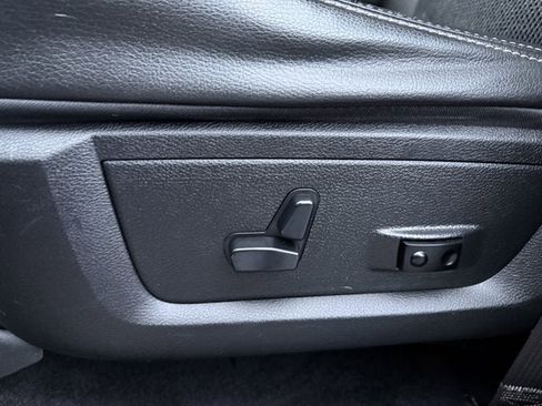 Used 2014 RAM 1500 Sport image 19