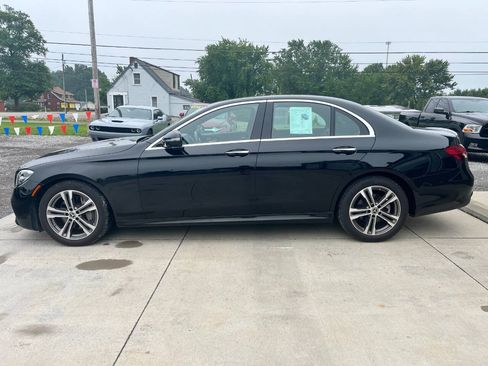 Used 2023 Mercedes-Benz E 350 4MATIC Sedan image 6