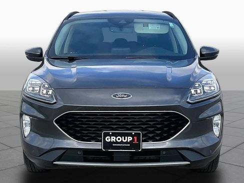 Used 2020 Ford Escape Titanium FWD image 4