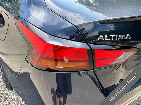 Used 2022 Nissan Altima 2.5 SV FWD image 27