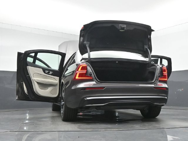 Used 2024 Volvo S60 B5 Plus w/ Climate Package AWD/4WD image 54
