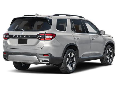 Used 2026 Honda Pilot Elite image 2