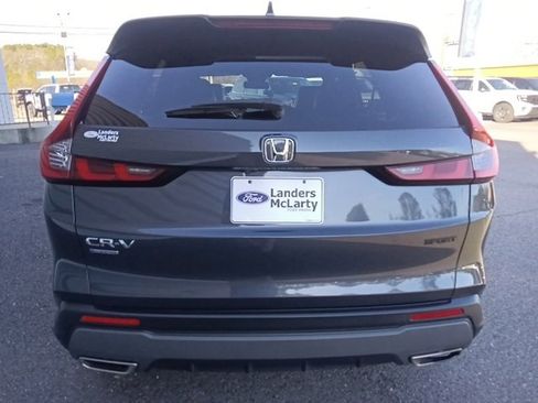 Used 2023 Honda CR-V Sport image 4