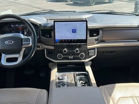 Used 2024 Ford Expedition Max Limited AWD/4WD image 23