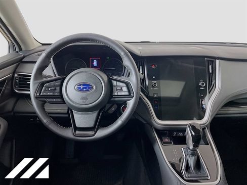 Used 2025 Subaru Outback Onyx Edition AWD/4WD image 25