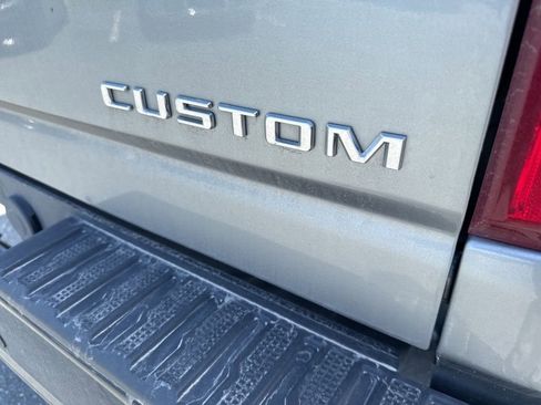 Used 2024 Chevrolet Silverado 2500 Custom w/ Custom Value Package AWD/4WD image 8