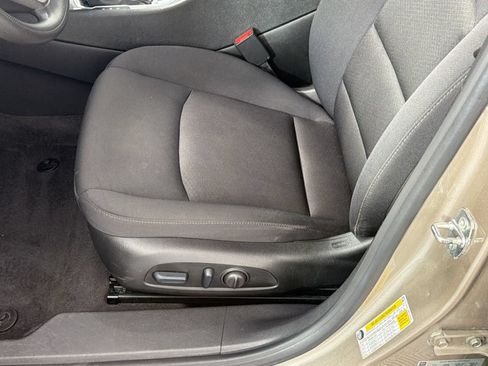 Used 2024 Chevrolet Malibu LT FWD image 14